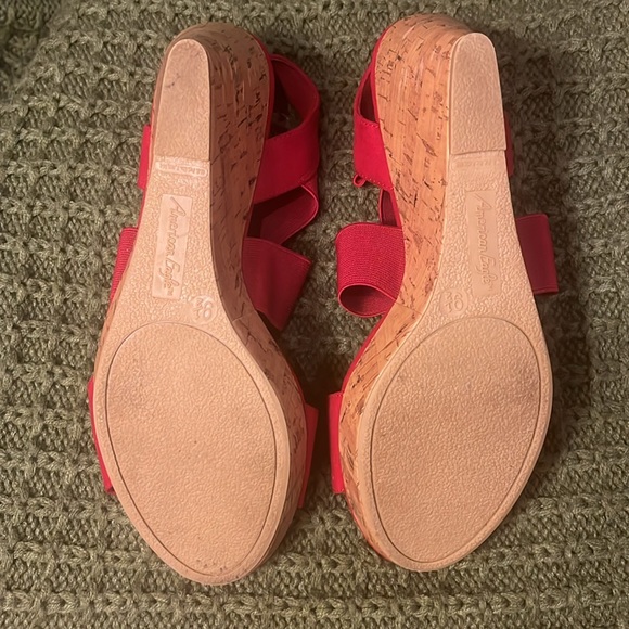 ✨👟✨ Red American Eagle Wedged Heels ✨👟✨ - Picture 3 of 7